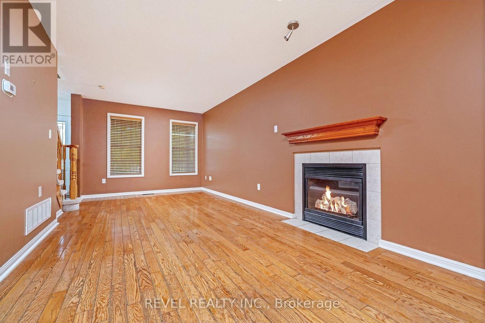 1518 CROFT AVENUE N - 10