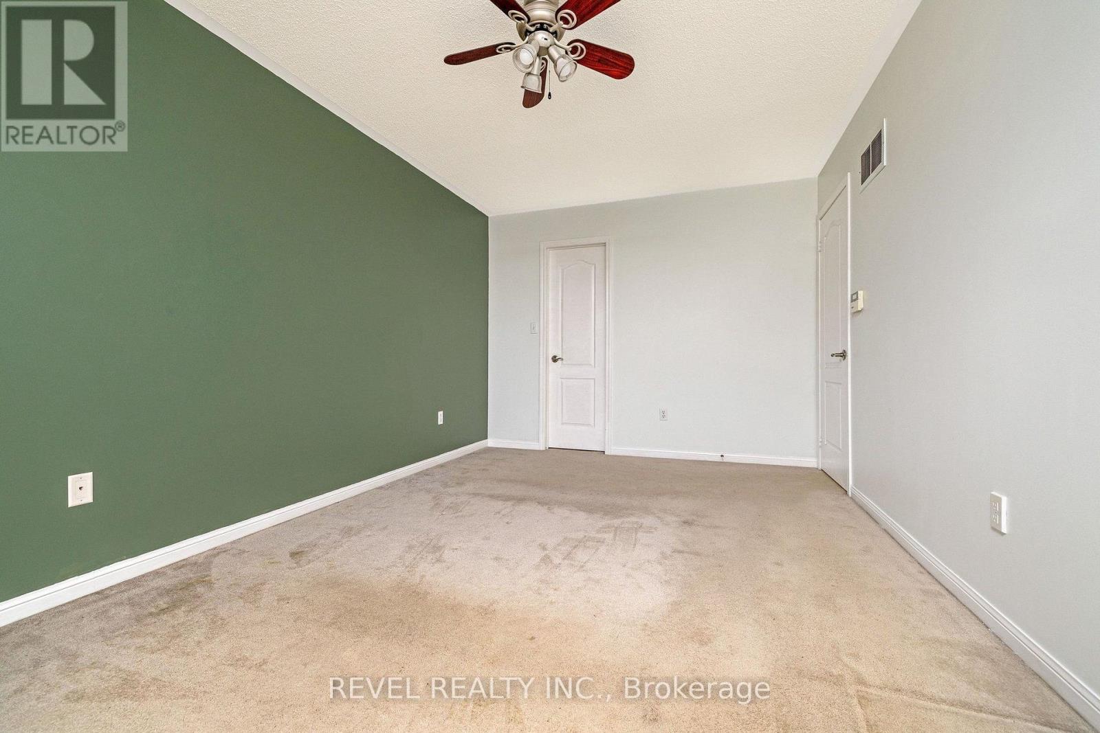 1518 CROFT AVENUE N - 22