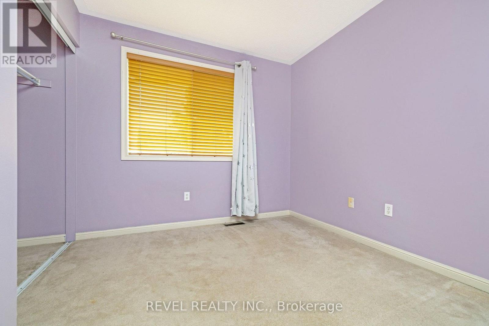 1518 CROFT AVENUE N - 24