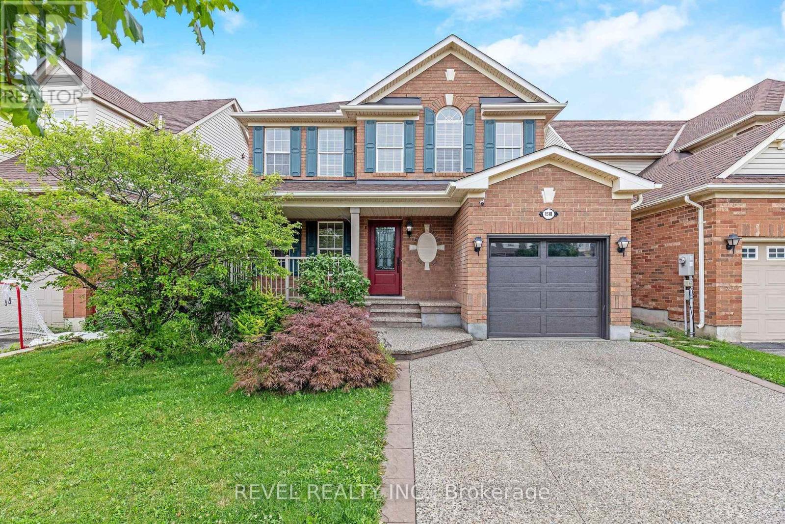 1518 CROFT AVENUE N - 4