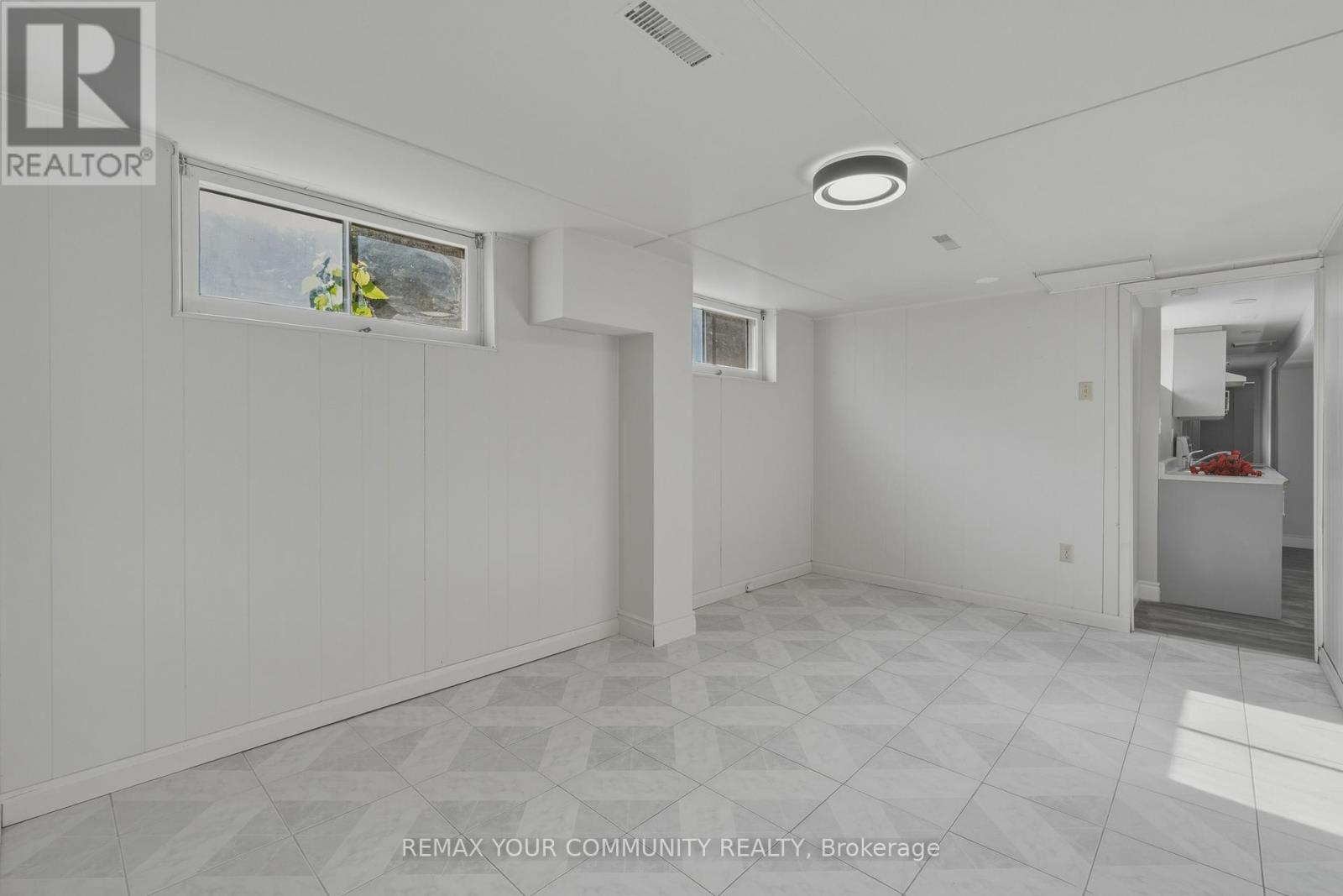 3091 RYMAL ROAD - 31