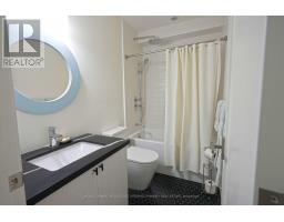 1413 Queen Victoria Avenue, Mississauga, ON L5H3H2 Photo 12