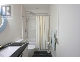 1413 Queen Victoria Avenue, Mississauga, ON L5H3H2 Photo 14