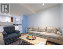 1413 Queen Victoria Avenue, Mississauga, ON L5H3H2 Photo 6