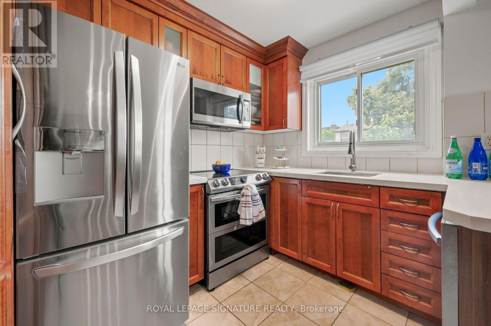 #132 1221 DUNDIX ROAD - 20