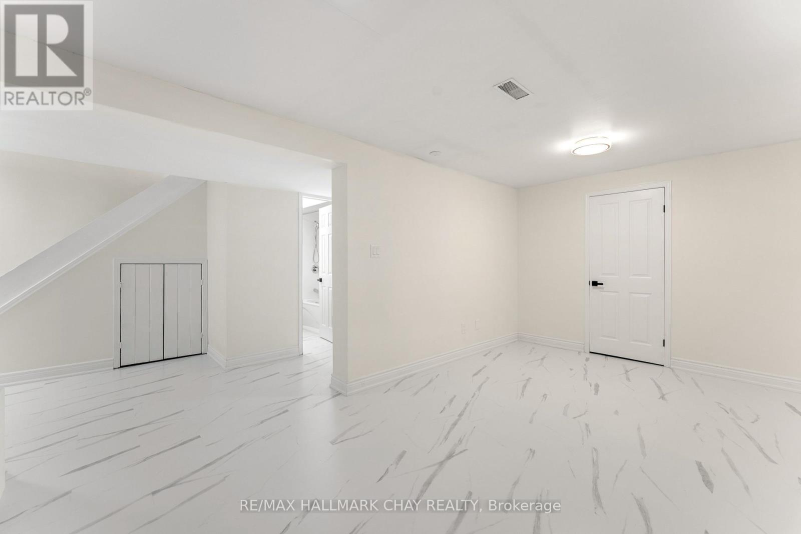 344 ADAMS COURT - Image 24