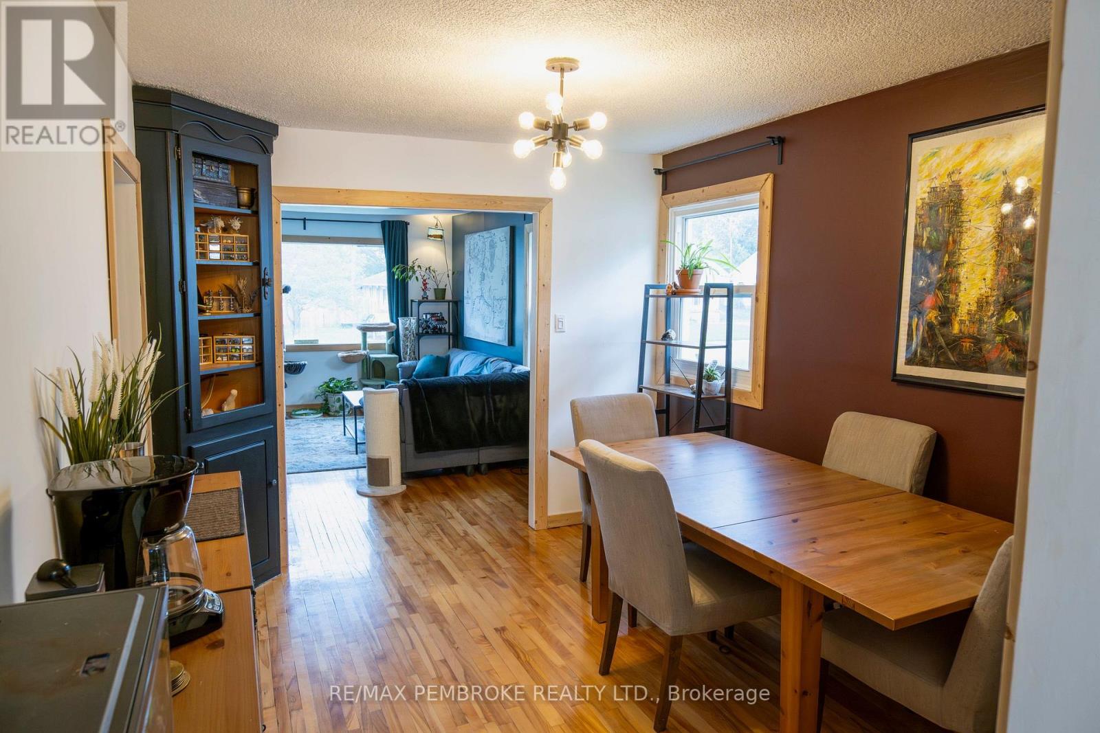 14 SUMMIT STREET - Image 22