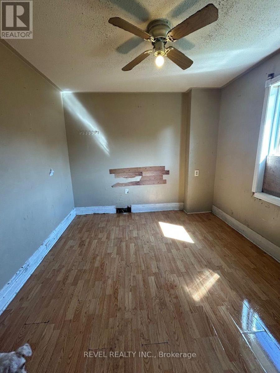 331 LANG AVENUE - Image 10