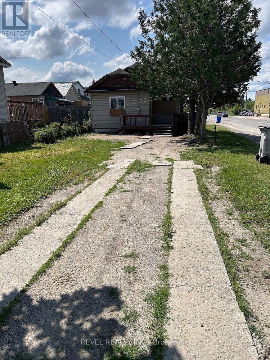 331 LANG AVENUE - Image 4