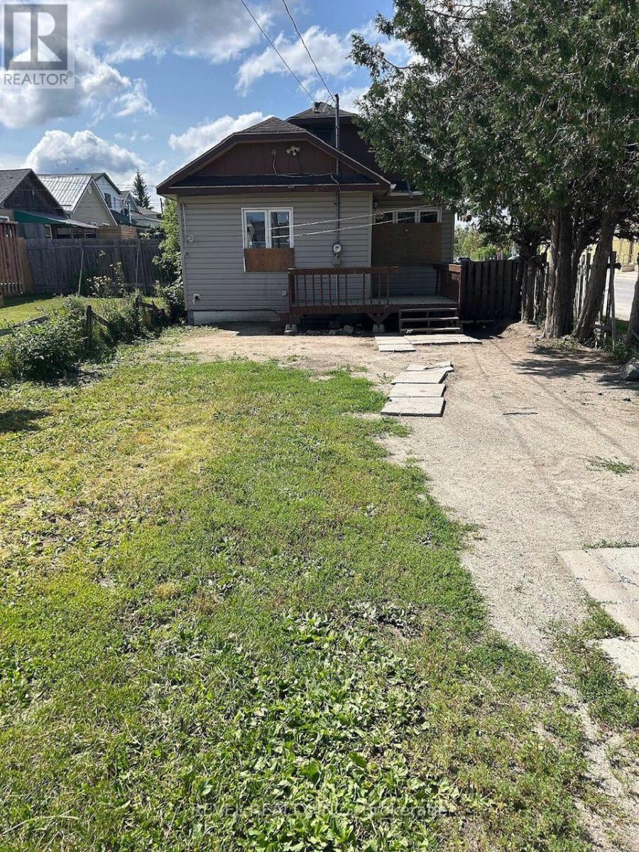 331 LANG AVENUE - Image 3
