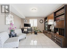 32 Highbury Drive, Hamilton, ON L8J2T4 Photo 16