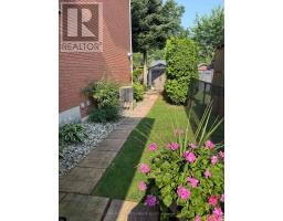 32 Highbury Drive, Hamilton, ON L8J2T4 Photo 38
