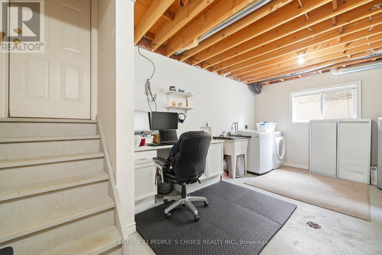 792 OAKWOOD DRIVE - 37