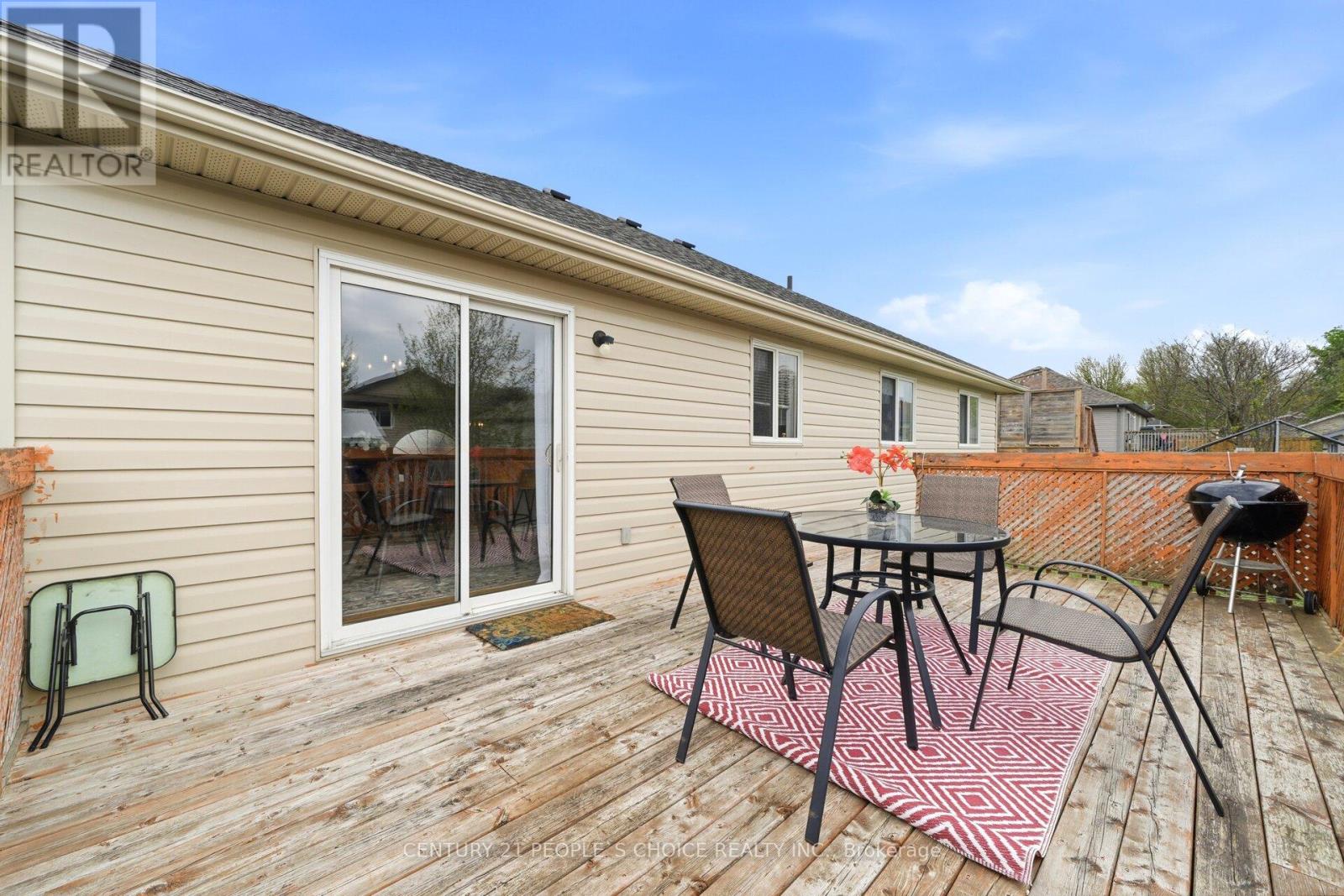 792 OAKWOOD DRIVE - 38