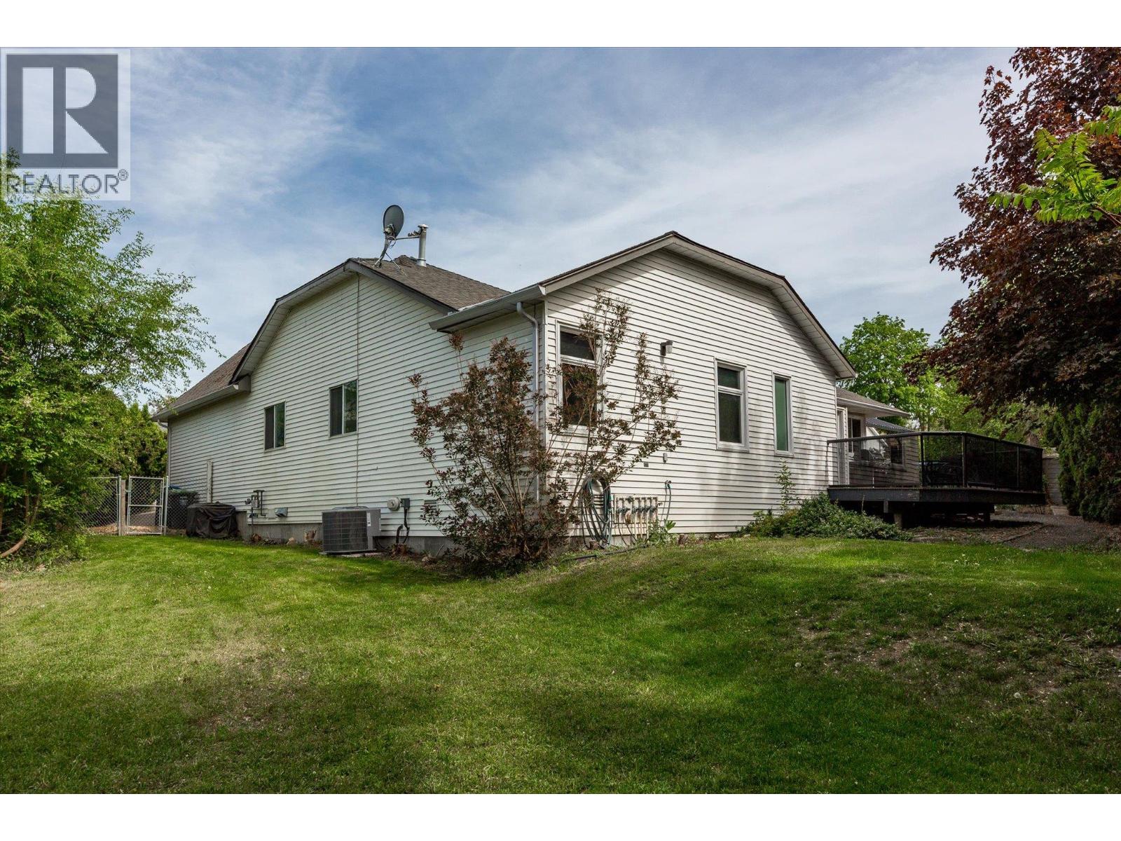 3418 Mariposa Court - Image 41