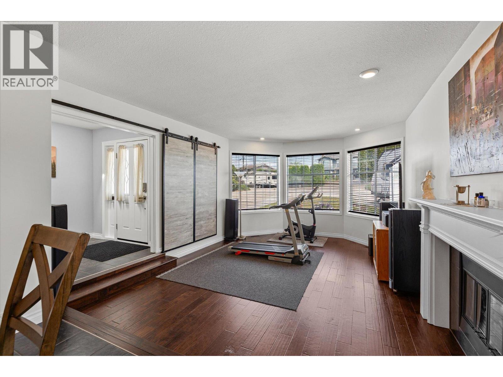 3418 Mariposa Court - 6