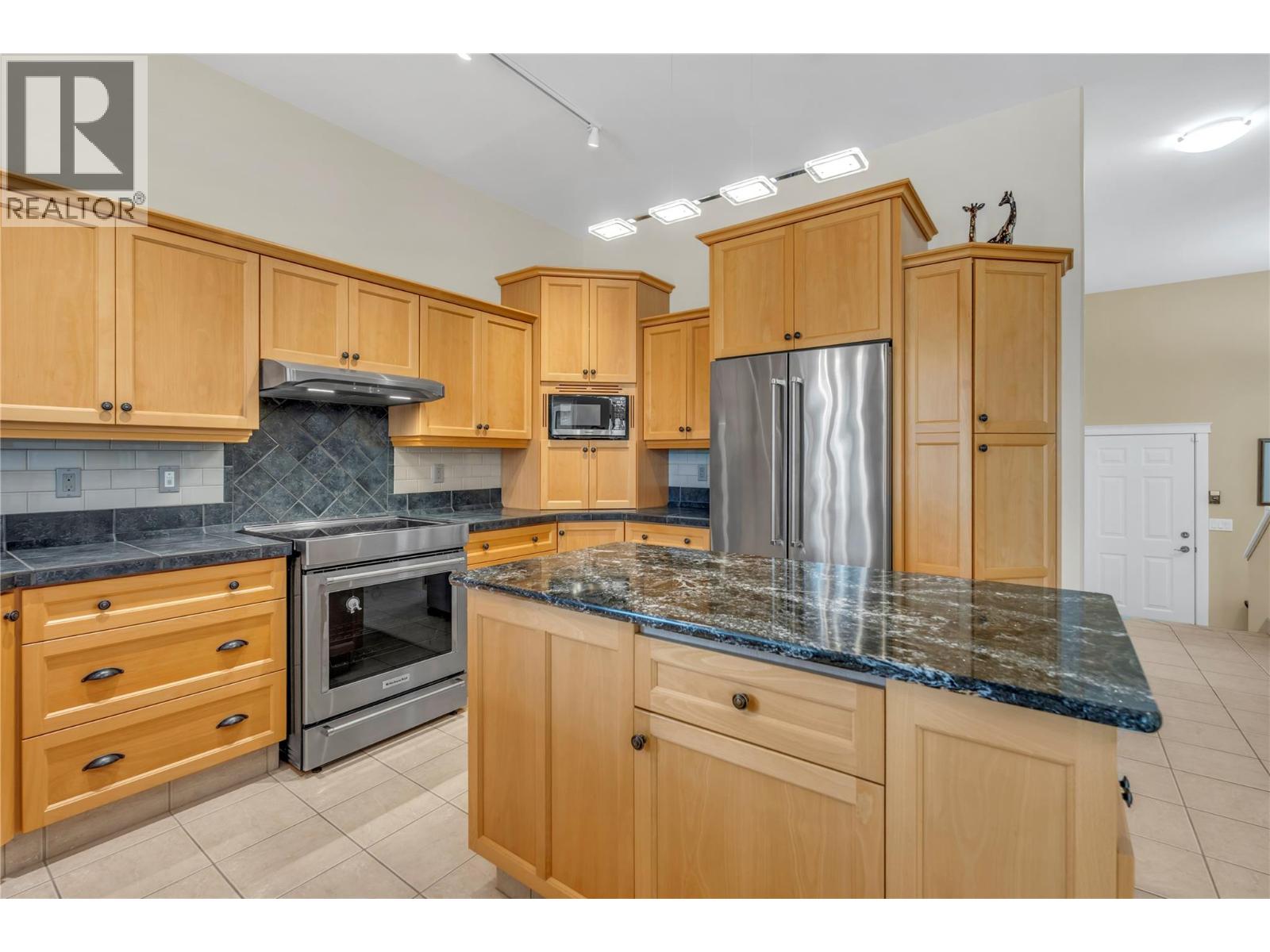 174 Christie Mountain Lane, Okanagan Falls