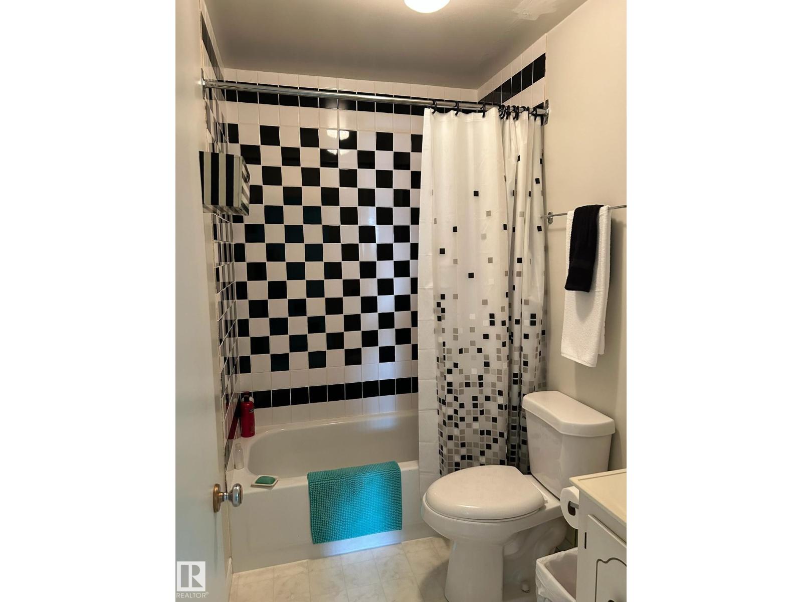 27 Wicks ST - Image 13