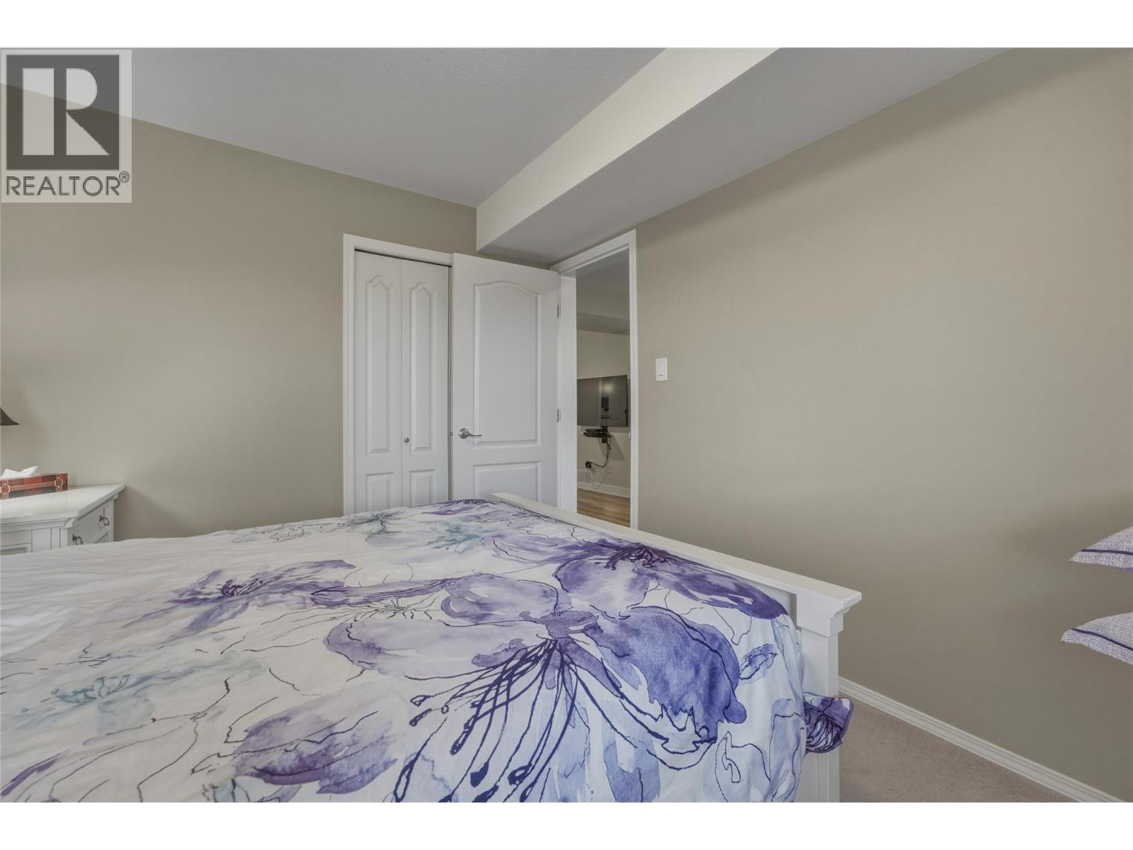 #11 124 Sarsons Road - 28
