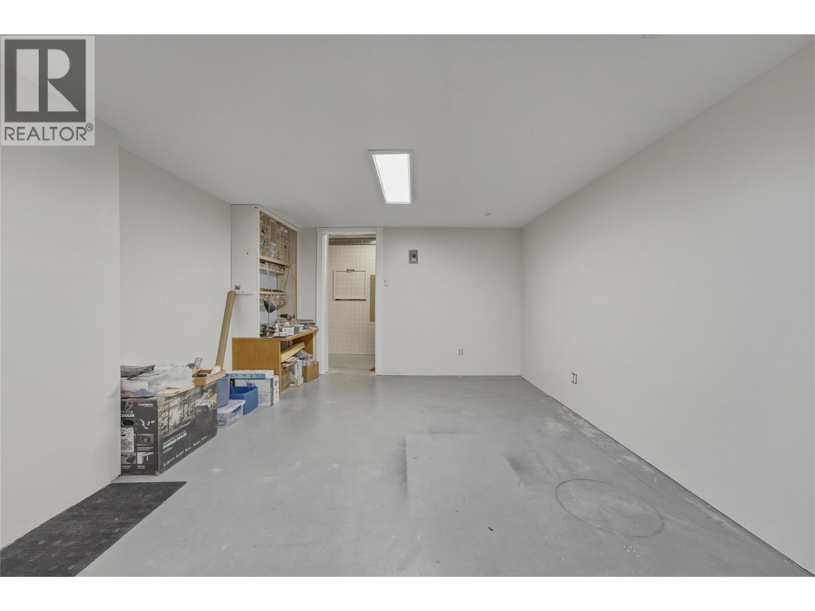 #11 124 Sarsons Road - 38