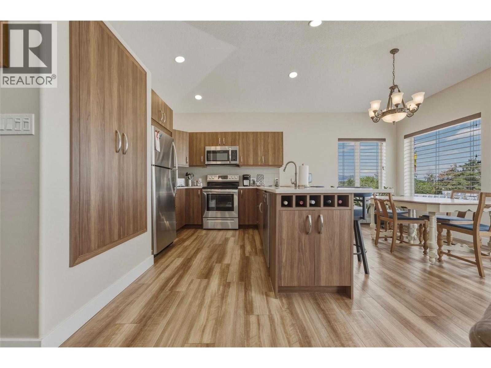 #11 124 Sarsons Road - 11