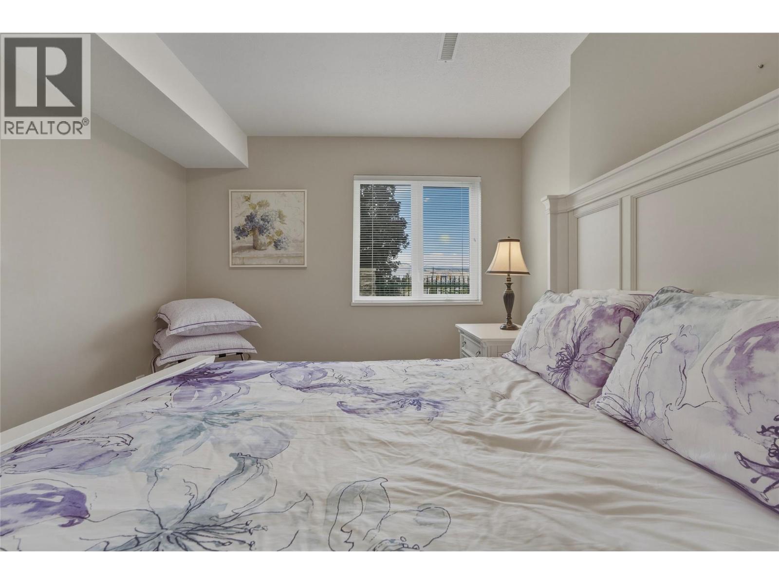 #11 124 Sarsons Road - 29