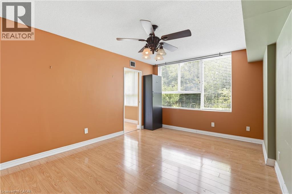 #B3 7 GALE Crescent - Image 15