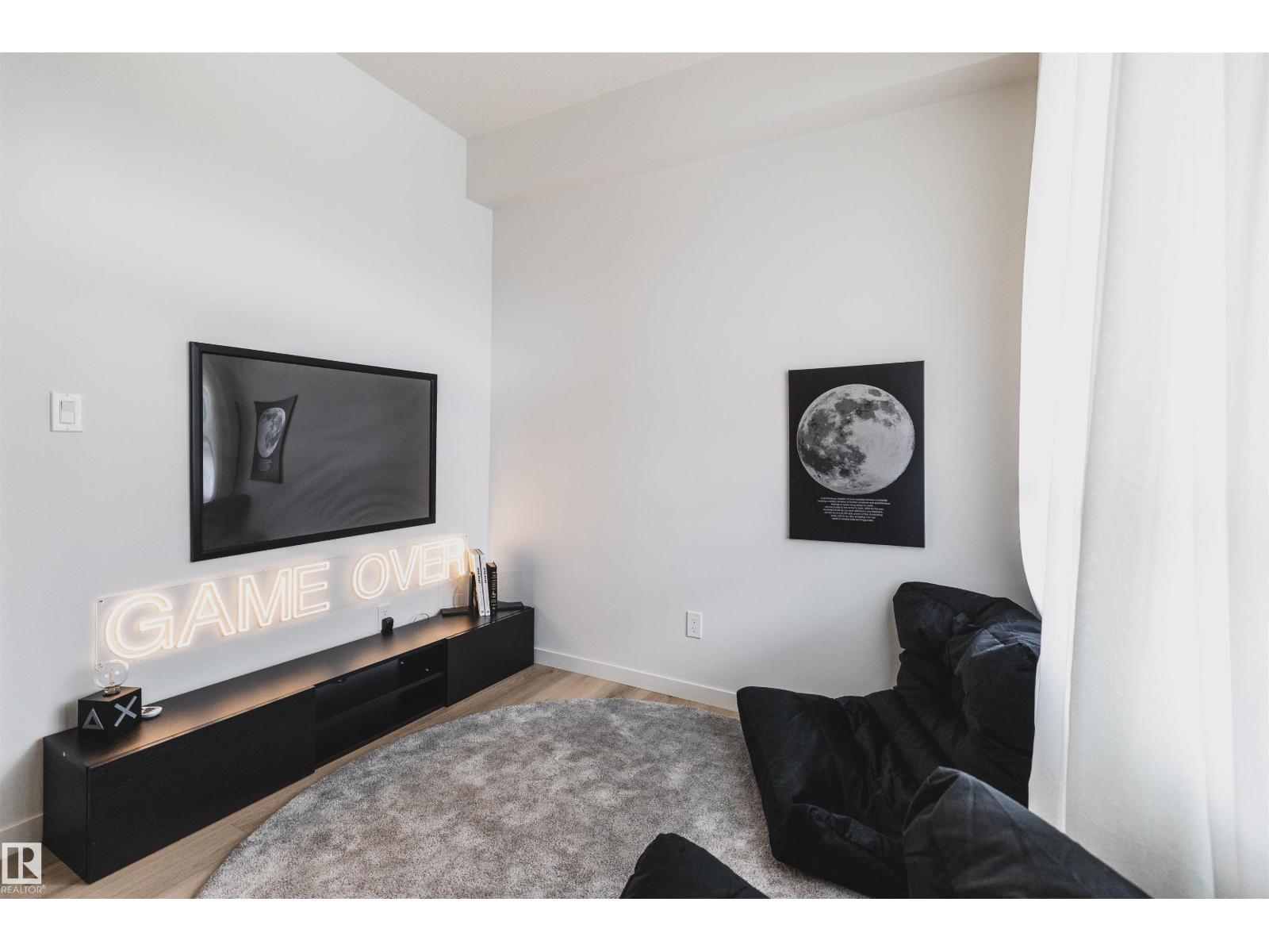 2030 212 ST NW, Stillwater, Edmonton photo 2