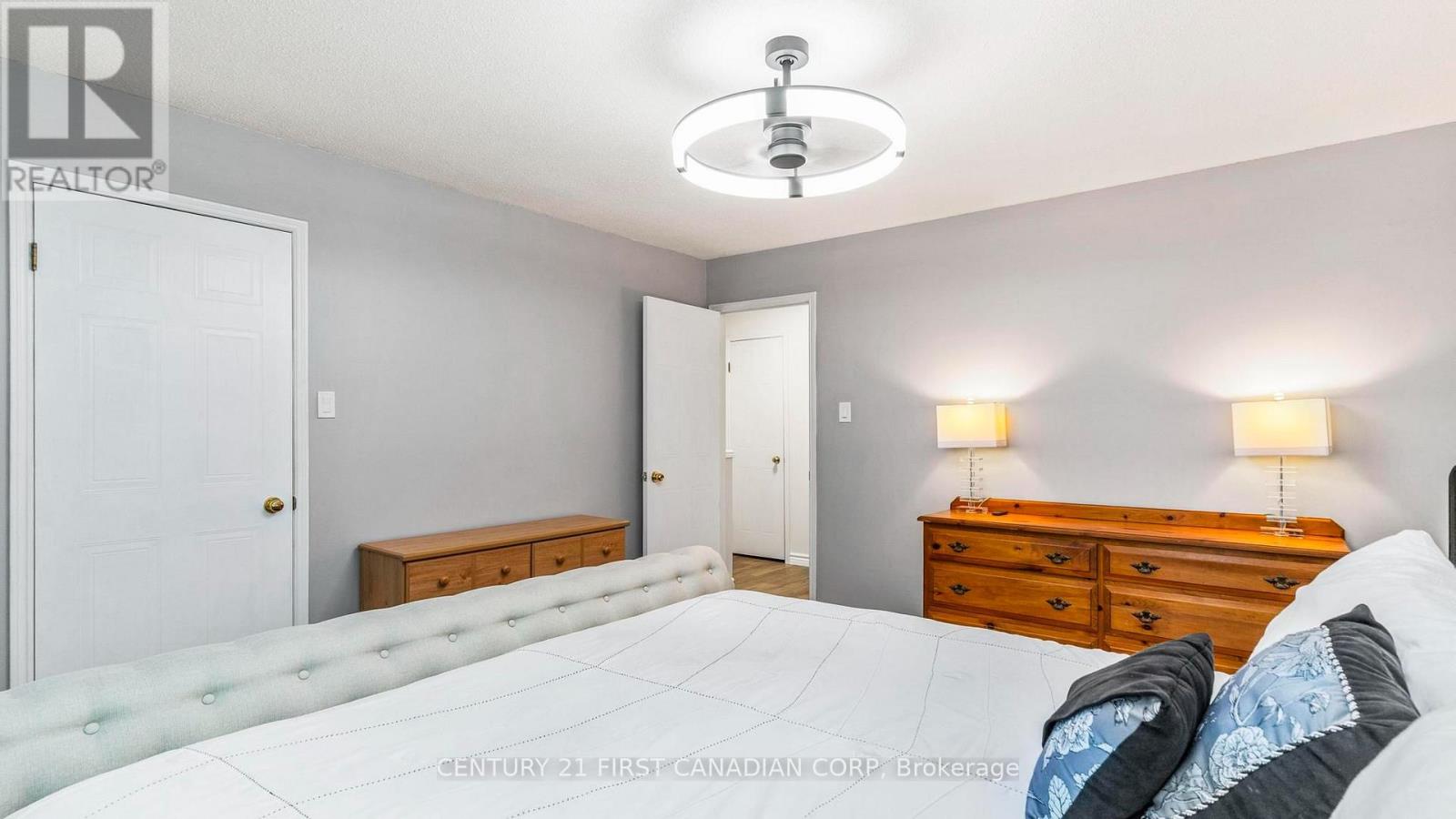 #39 925 LAWSON ROAD - 18