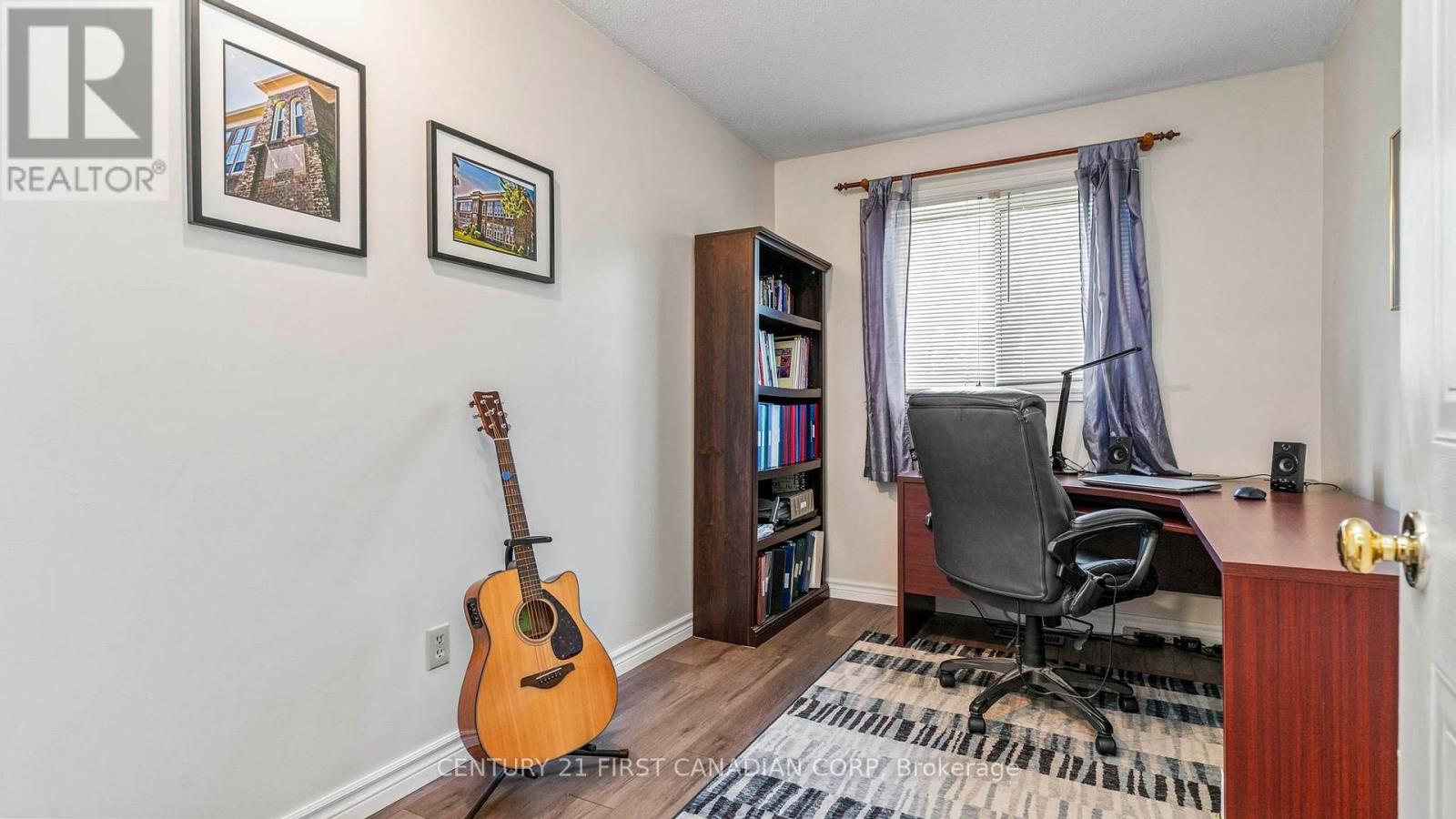 #39 925 LAWSON ROAD - 21