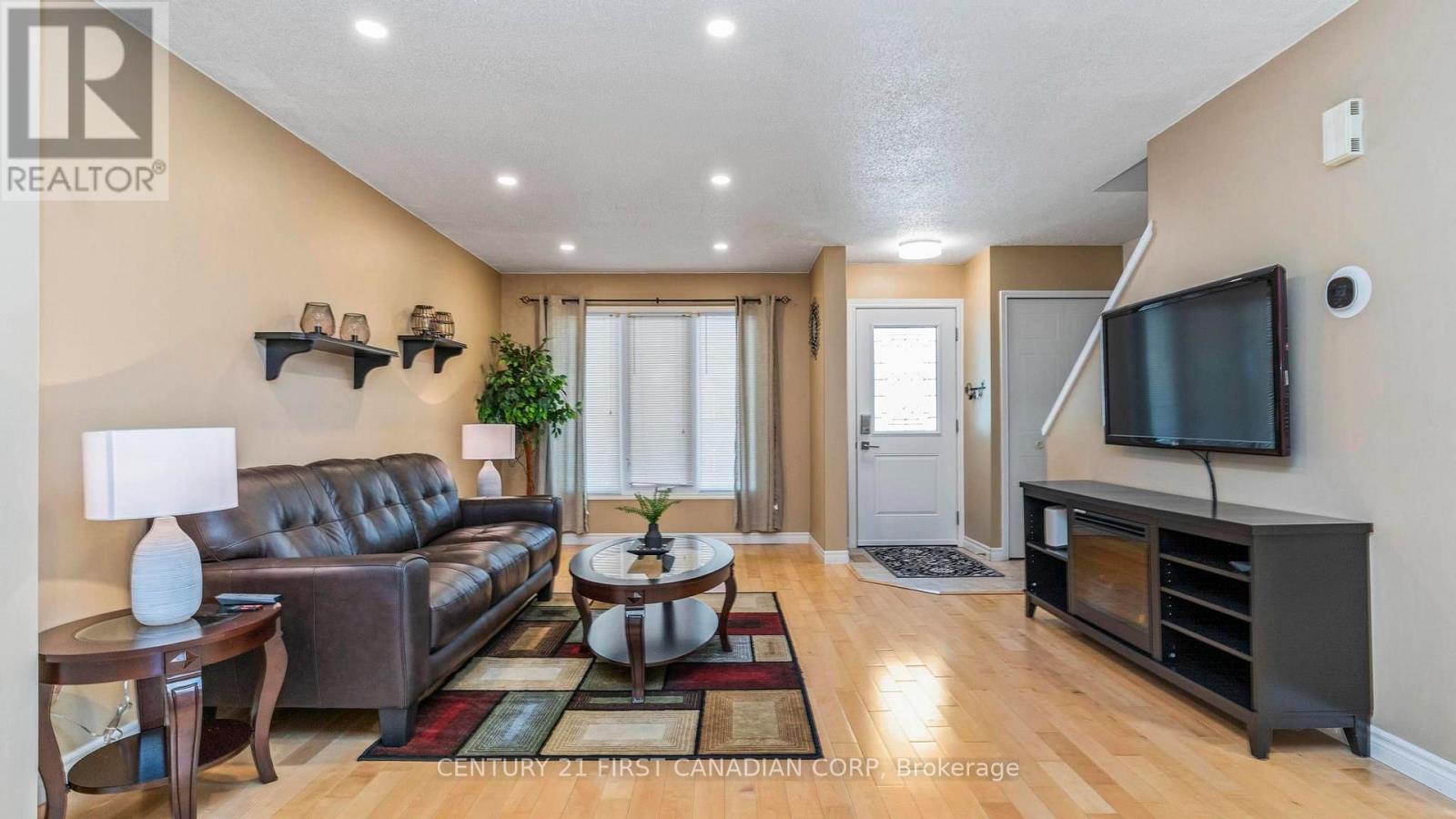 #39 925 LAWSON ROAD - 7