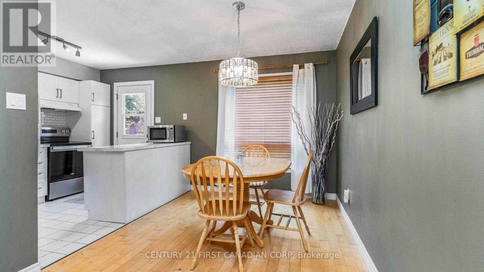 #39 925 LAWSON ROAD - 8