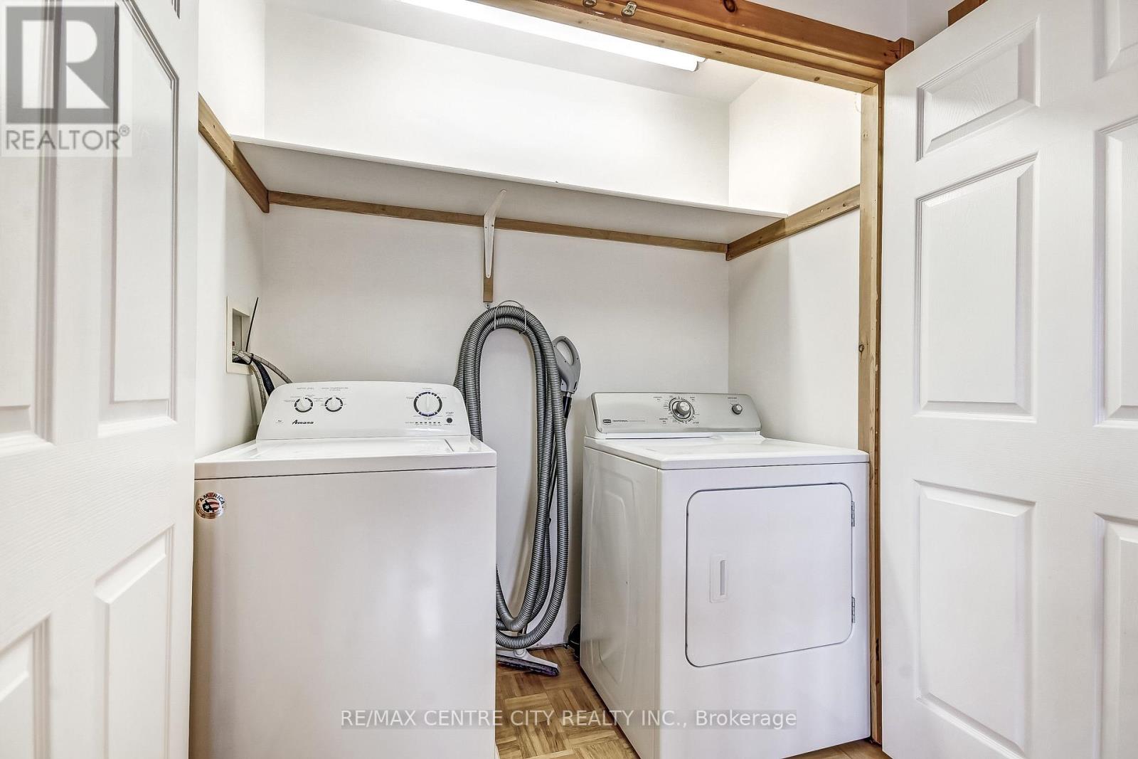 308 SELBOURNE DRIVE - Image 22