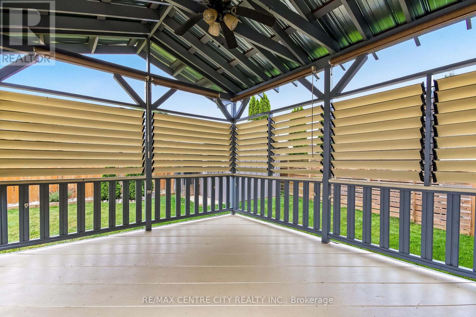 308 SELBOURNE DRIVE - Image 28