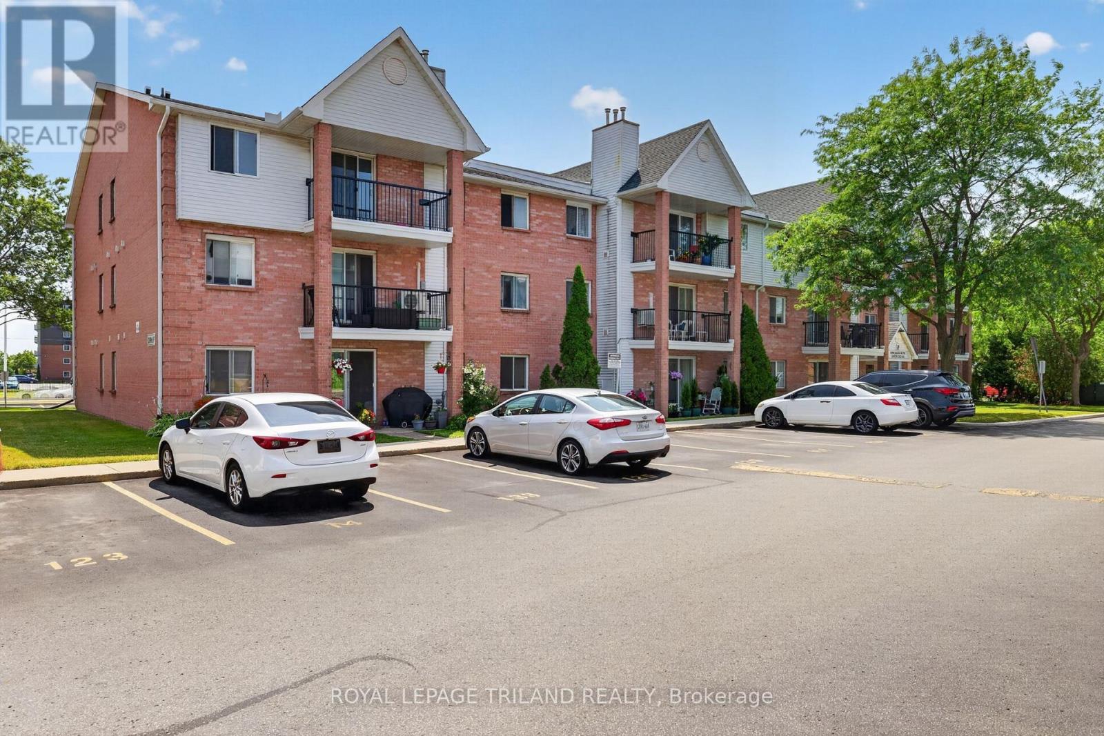 #130 1096 JALNA BOULEVARD - 3