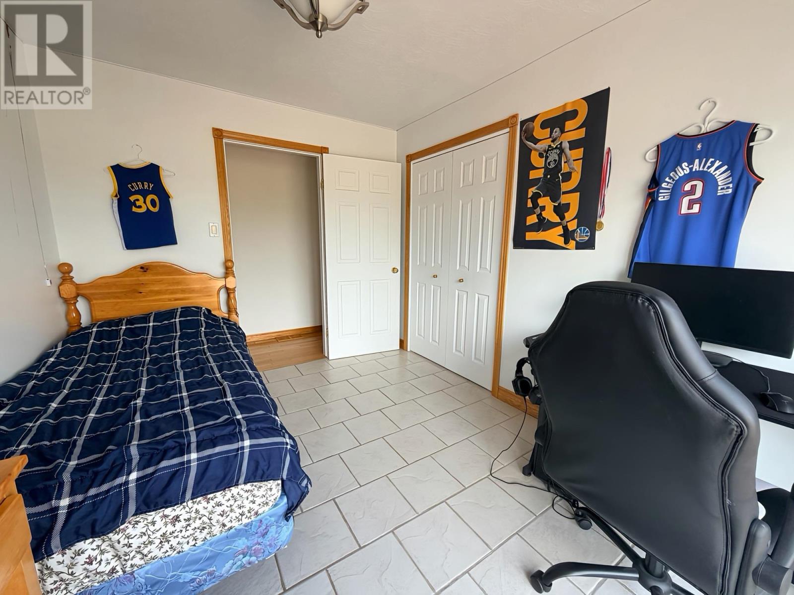 111 Woodcrest DR - 21