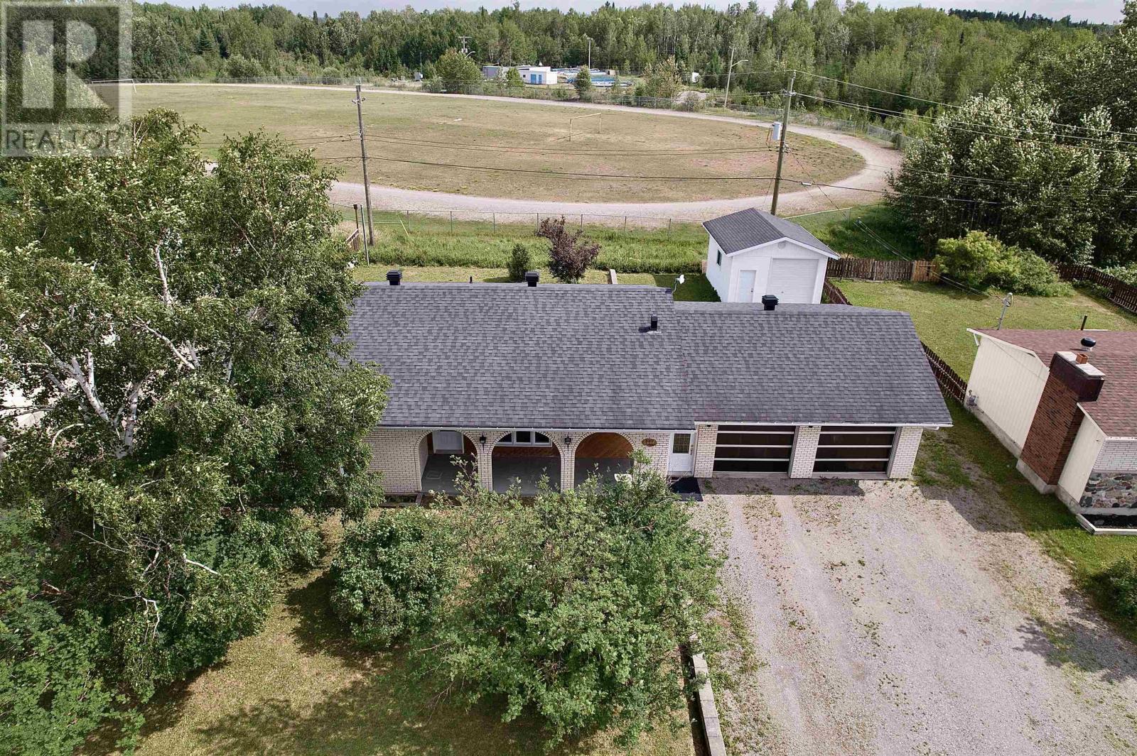 111 Woodcrest DR - 36