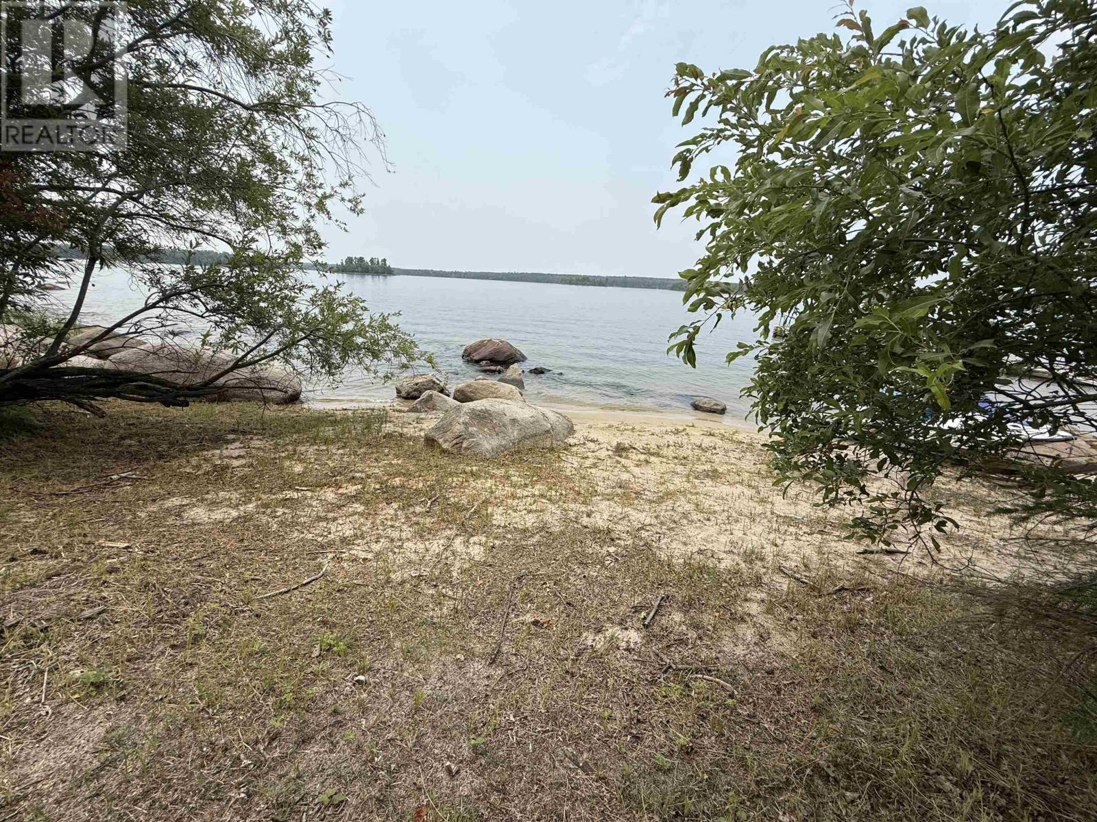 LOT 1 Queer Island - Image 23