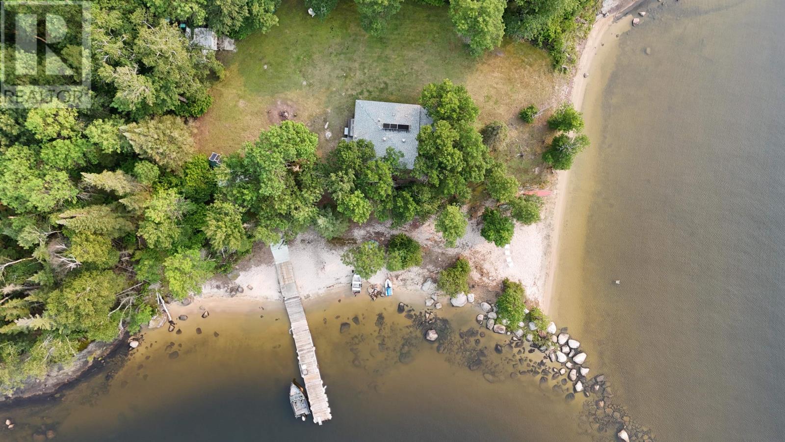LOT 1 Queer Island - 4