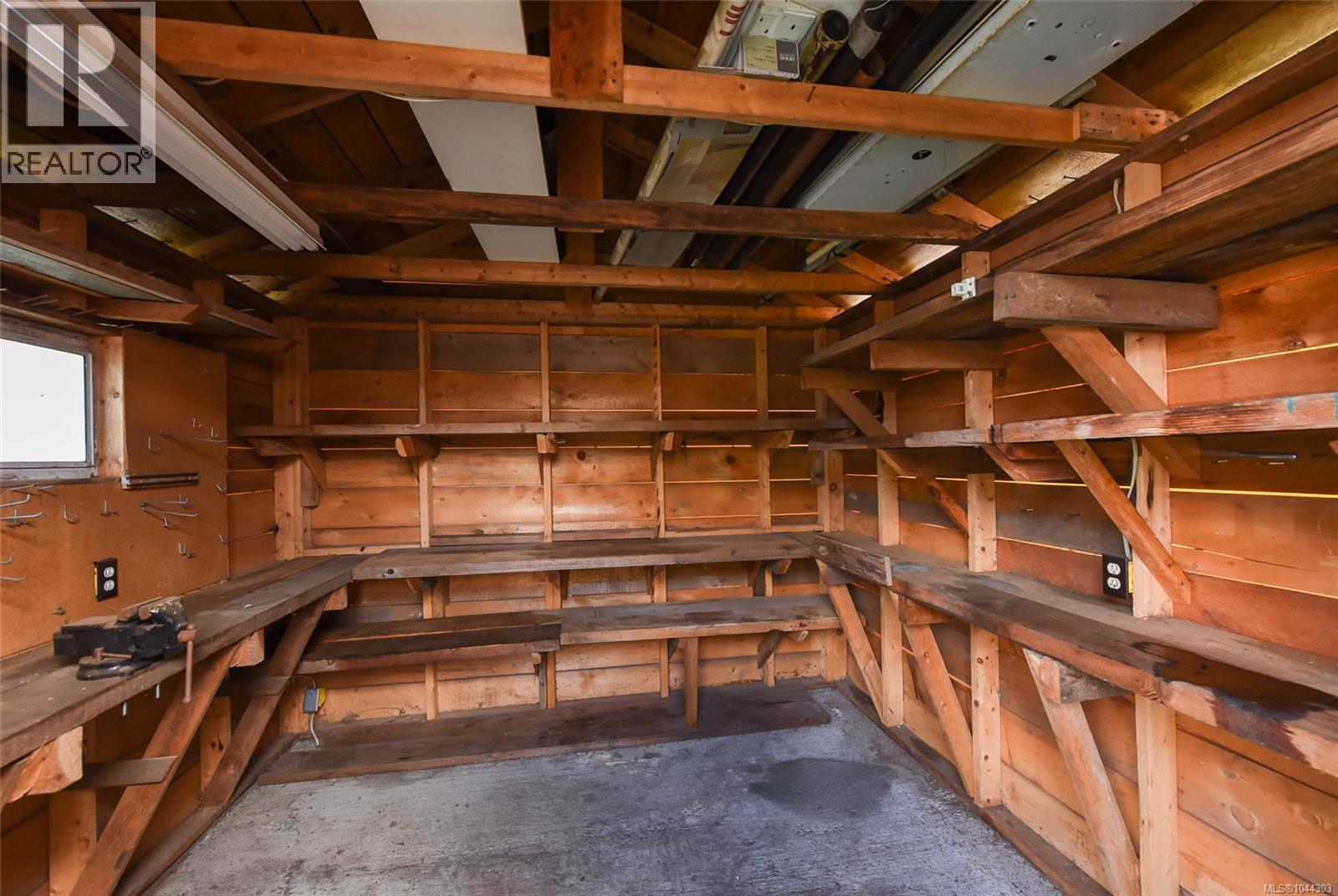 #4 1451 Perkins Rd - 37