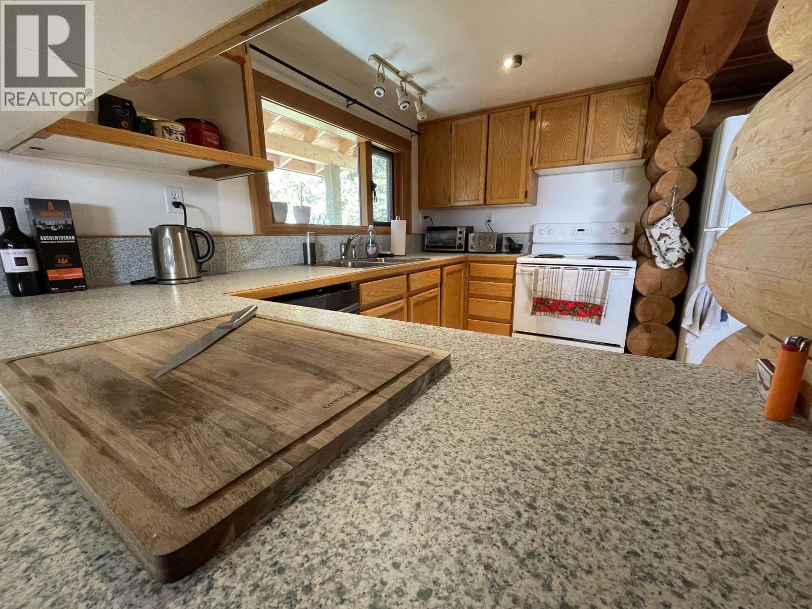 7755 LITTLE FORT 24 HIGHWAY - Image 13