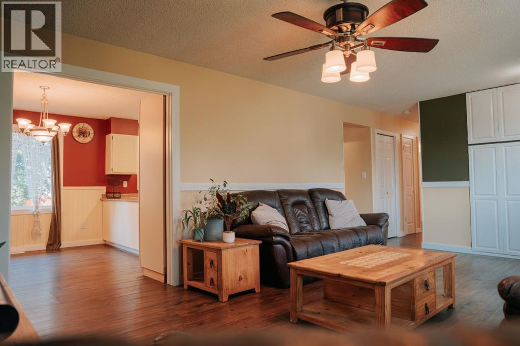 1026 18 Avenue - 7