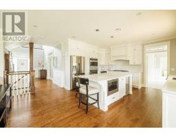 6 Stoneley Place thumbnail 9