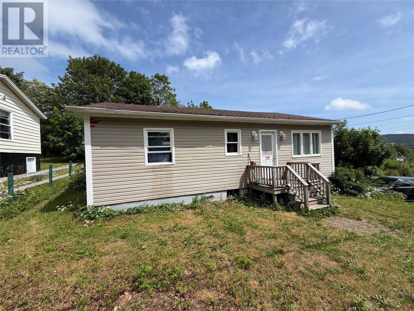 8 St Clare Avenue