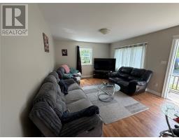 8 St Clare Avenue thumbnail 4