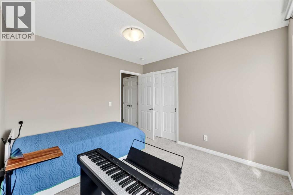 293 Windrow Crescent SW - 23