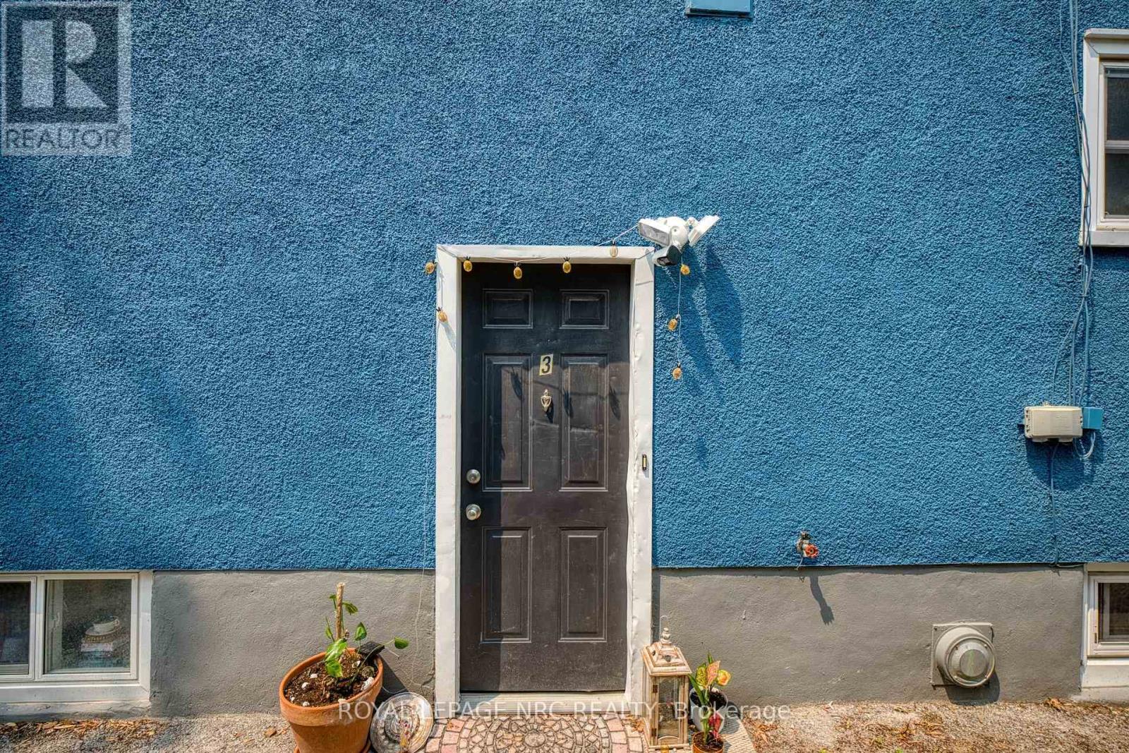 199 RUSSELL AVENUE - Image 12