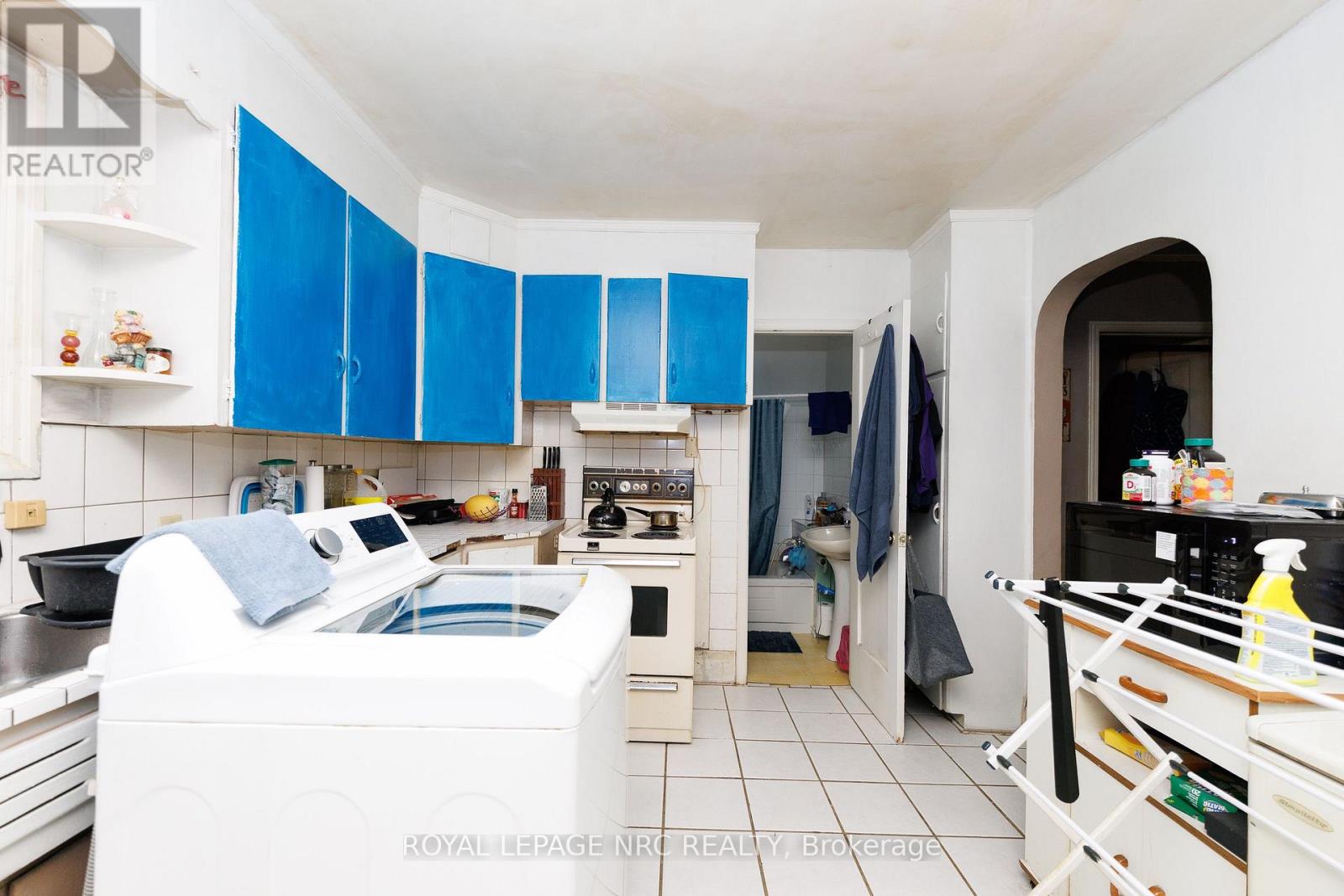 199 RUSSELL AVENUE - Image 4