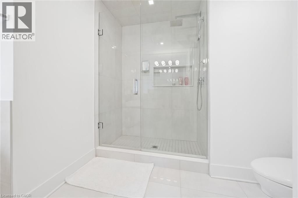 1194 QUEEN VICTORIA Avenue - Image 26
