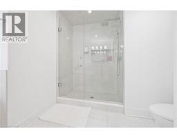 1194 Queen Victoria Avenue, Mississauga, ON L5H3H3 Photo 26